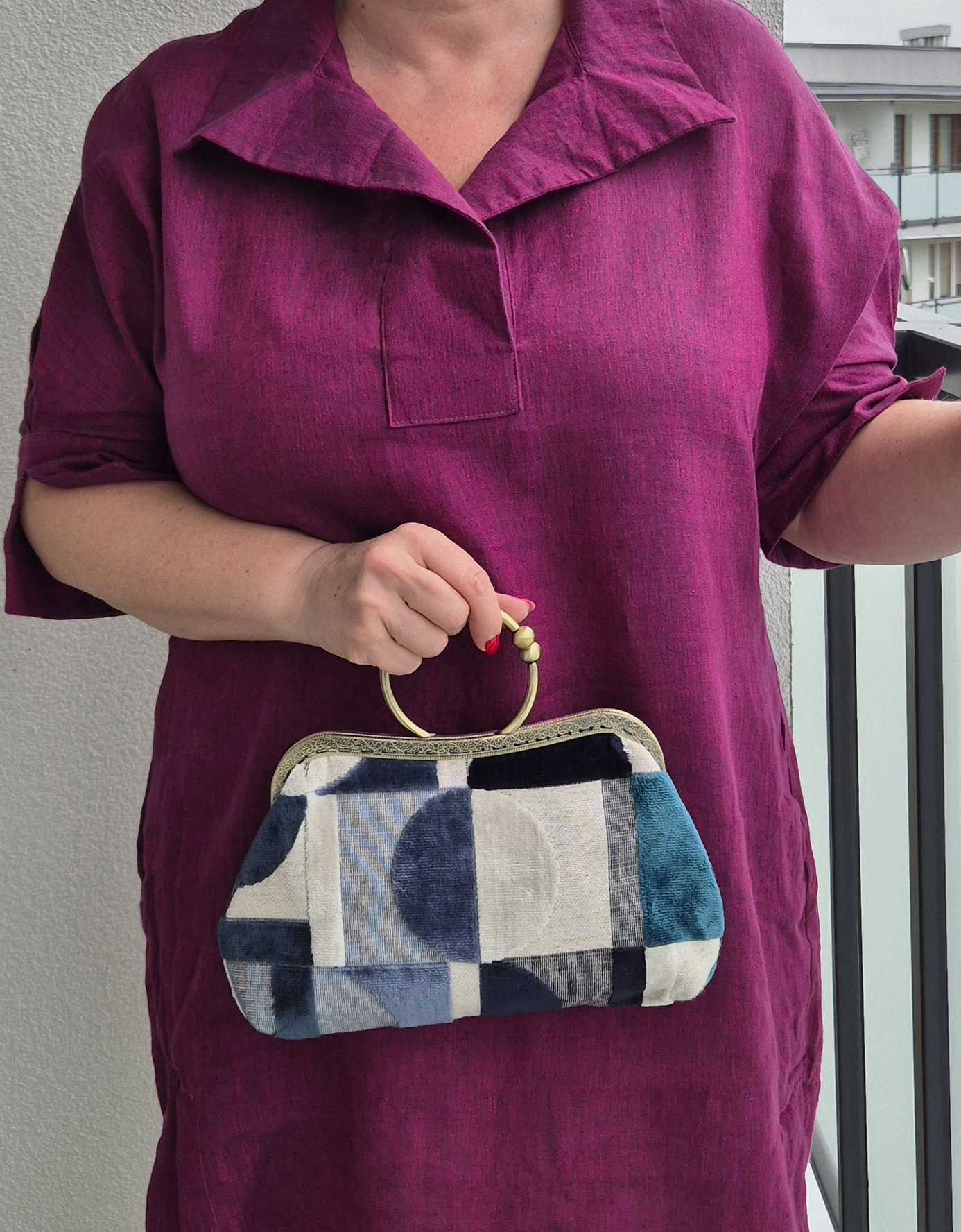 AMANDA -torebka retro z motywem orientalnym niebiesko różowa - obrazek 4